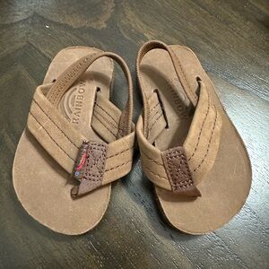 Baby Rainbows - size 3C